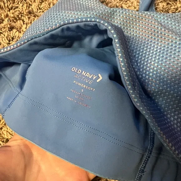 Old Navy Powersoft Racerback Sports Bra - Picture 4 of 4